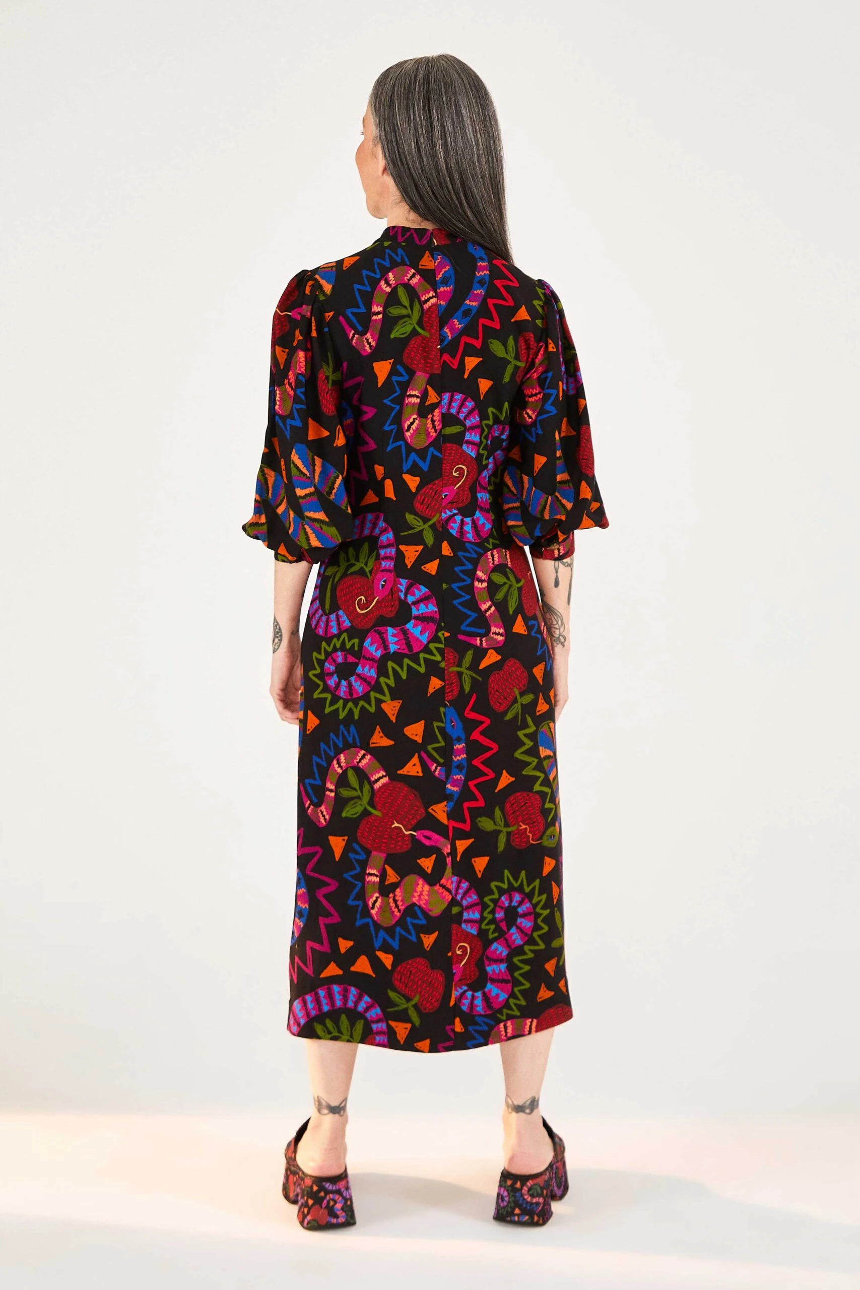 Farm Rio Black Jungle Fruits Midi Dress 2 Farm Rio Black Jungle Fruits Midi Dress - Image 2