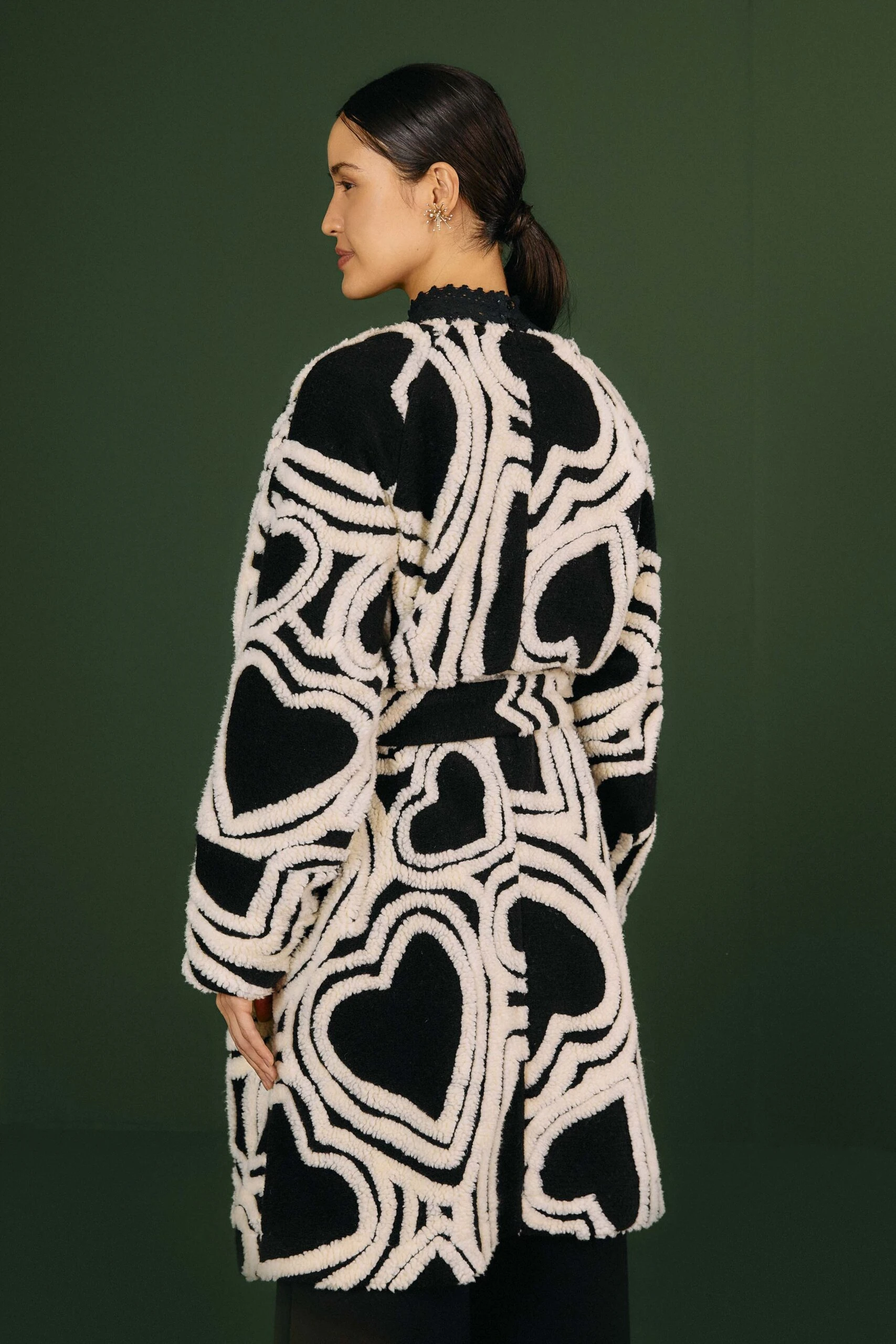 Farm Rio Black And White Wild Hearts Fleece Coat 2 Farm Rio Black And White Wild Hearts Fleece Coat - Image 2