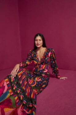 Farm Rio Black Banana Sky Lenzing™ Ecovero™ ViscoseMaxi Dress 10 Farm Rio Black Banana Sky Lenzing™ Ecovero™ ViscoseMaxi Dress -Farm Rio Shoop 302687 03