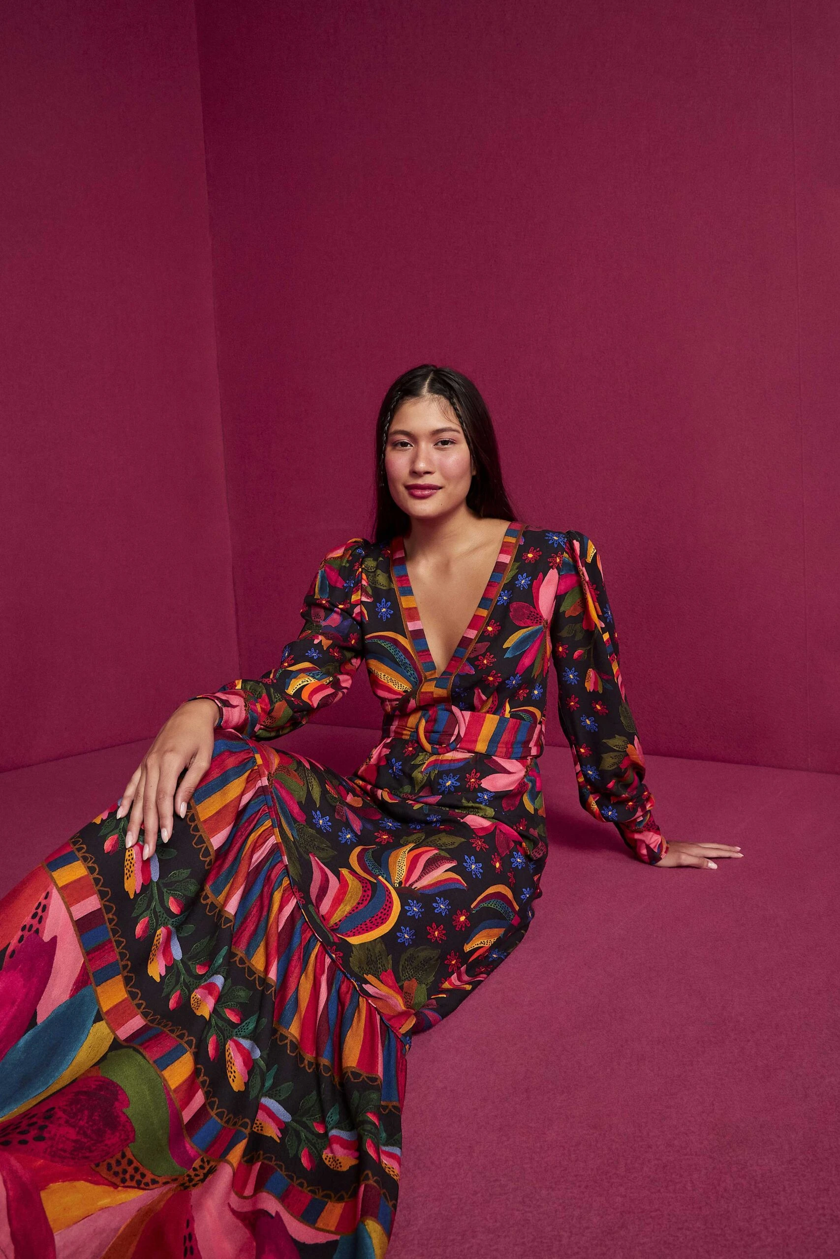 Farm Rio Black Banana Sky Lenzing™ Ecovero™ ViscoseMaxi Dress 5 Farm Rio Black Banana Sky Lenzing™ Ecovero™ ViscoseMaxi Dress - Image 5