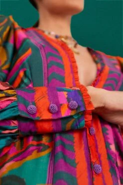 Farm Rio Graphic Foliage Lenzing™ Ecovero™ Viscose Mini Dress 7 Farm Rio Graphic Foliage Lenzing™ Ecovero™ Viscose Mini Dress -Farm Rio Shoop 303810 04