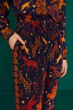 Farm Rio Navy Animal Sky Pants -Farm Rio Shoop 303899 02