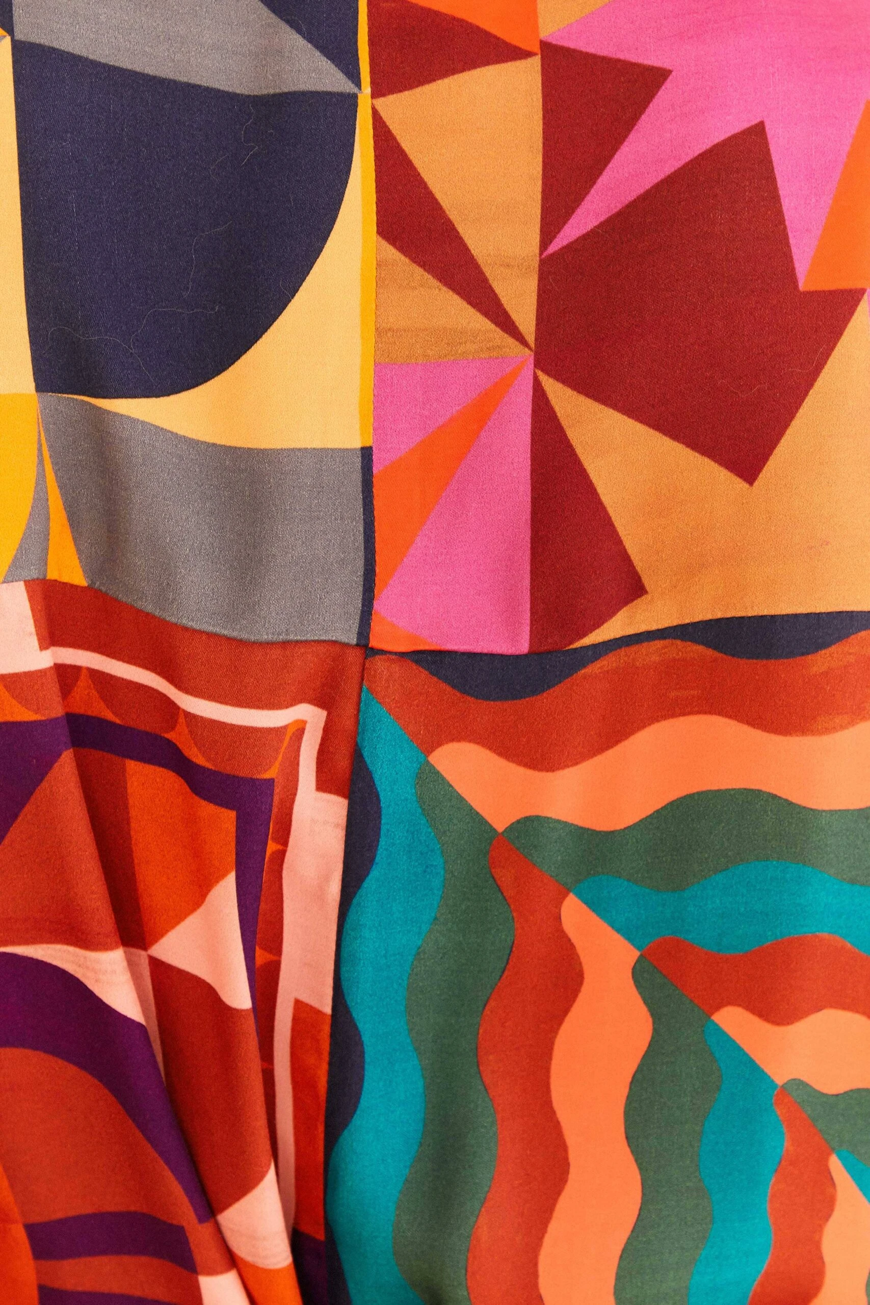 Farm Rio Graphic Scarves Shirtdress 7 Farm Rio Graphic Scarves Shirtdress - Image 7