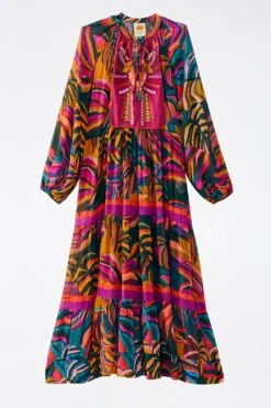 Farm Rio Graphic Foliage Embroidered Maxi Dress 11 Farm Rio Graphic Foliage Embroidered Maxi Dress -Farm Rio Shoop 303932 06