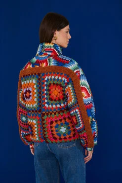 Farm Rio Crochet Colorful Forest Reversible Puffer Jacket 8 Farm Rio Crochet Colorful Forest Reversible Puffer Jacket -Farm Rio Shoop 304119 04