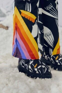 Farm Rio Black Graphic Toucans Ski Pants -Farm Rio Shoop 304126 03