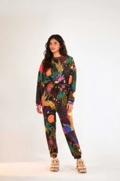 Farm Rio Pop Jungle Smiley® Sweatpants -Farm Rio Shoop 305151 04