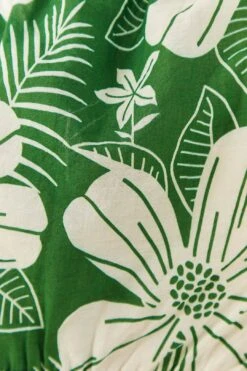 Farm Rio Off-White Macaw Elegance Crop Top 8 Farm Rio Off-White Macaw Elegance Crop Top -Farm Rio Shoop 306377 04 1