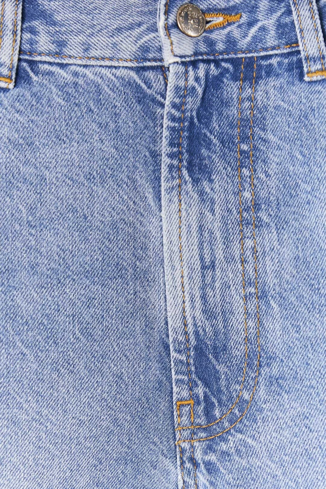 Farm Rio Light Wash Carrot Denim Pants 4 Farm Rio Light Wash Carrot Denim Pants - Image 4