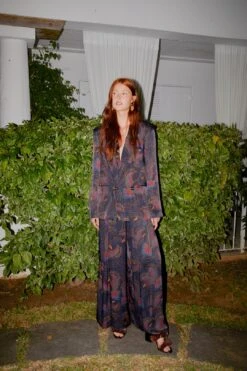 Farm Rio Sequin Toucans Lenzing™ Ecovero™ Viscose Pants 8 Farm Rio Sequin Toucans Lenzing™ Ecovero™ Viscose Pants -Farm Rio Shoop 308186 04