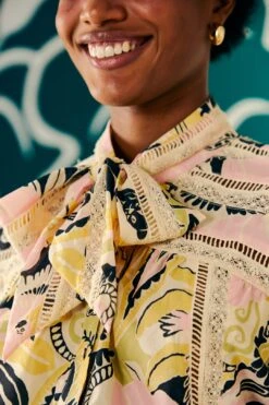 Farm Rio Sand Vintage Forest Blouse -Farm Rio Shoop 308206 03