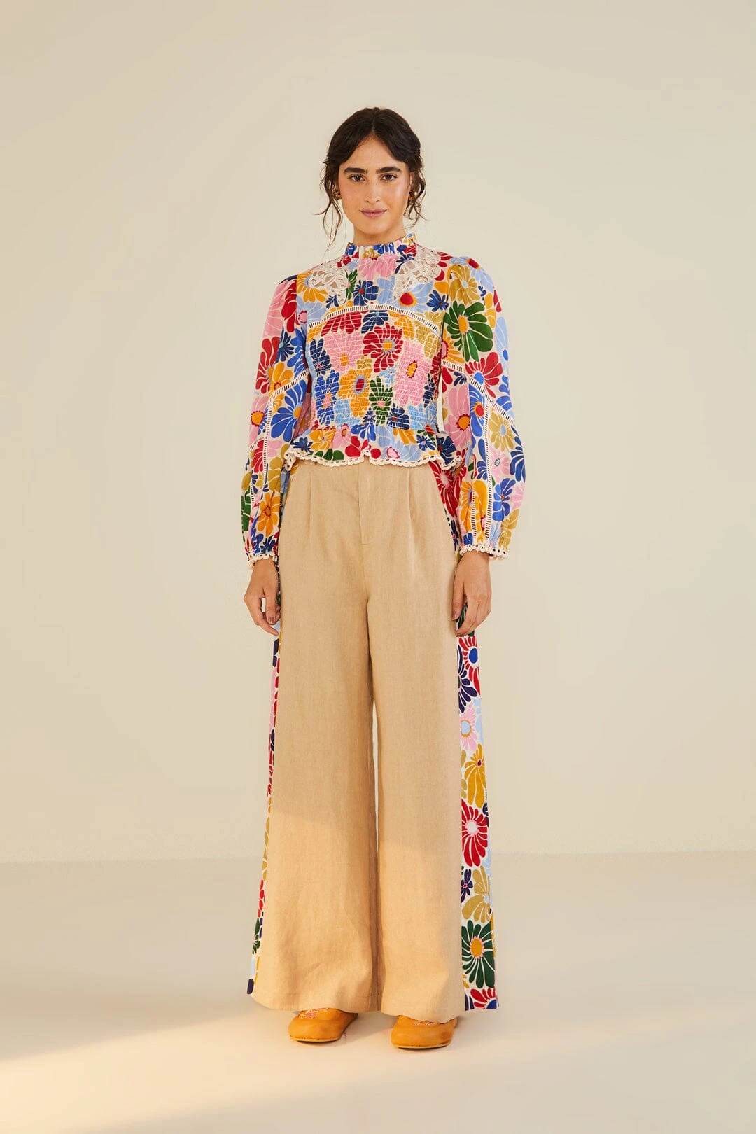 Farm Rio Sand Sunny Daisies Blouse 4 Farm Rio Sand Sunny Daisies Blouse - Image 4