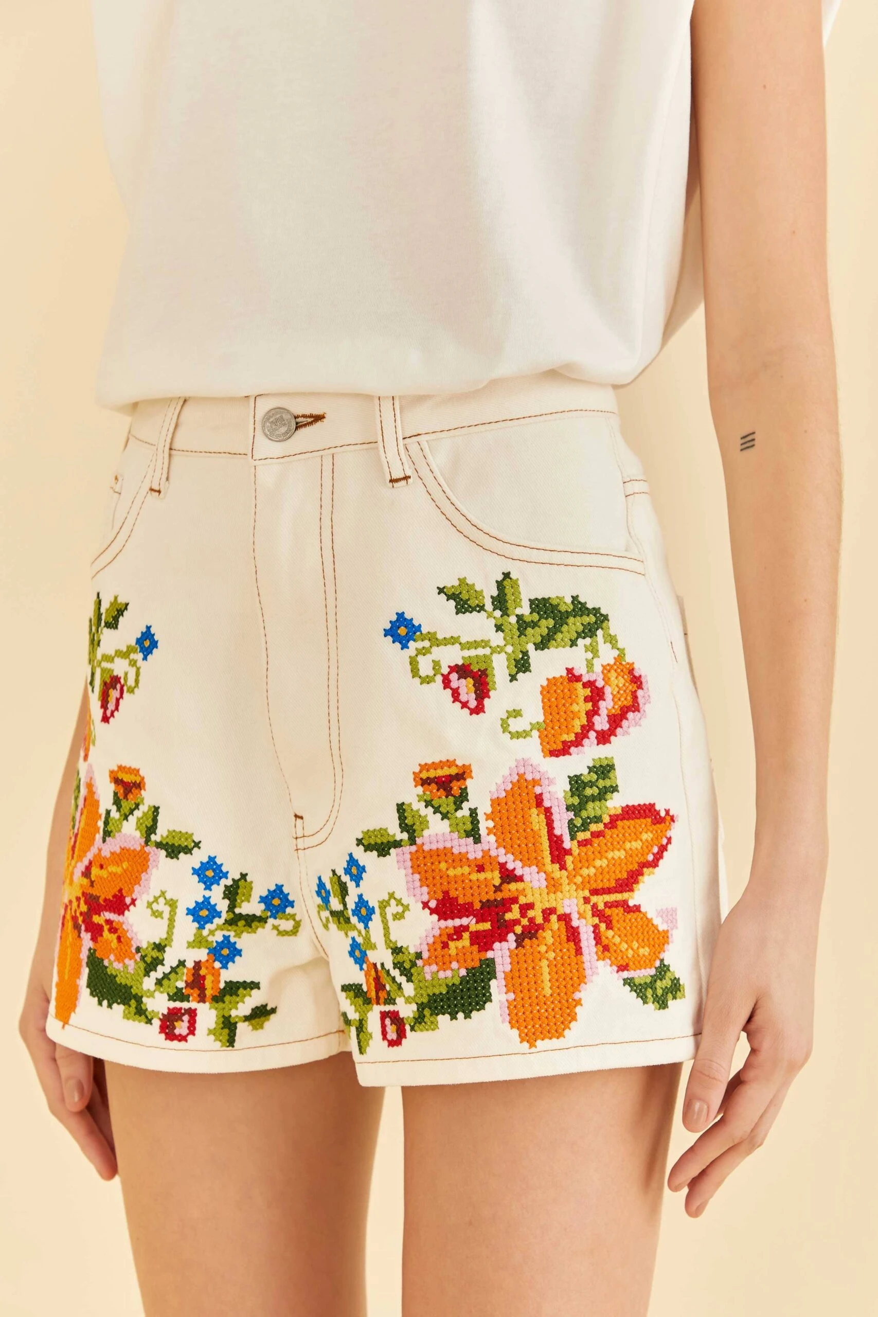 Farm Rio Embroidered Floral Twill Shorts 3 Farm Rio Embroidered Floral Twill Shorts - Image 3