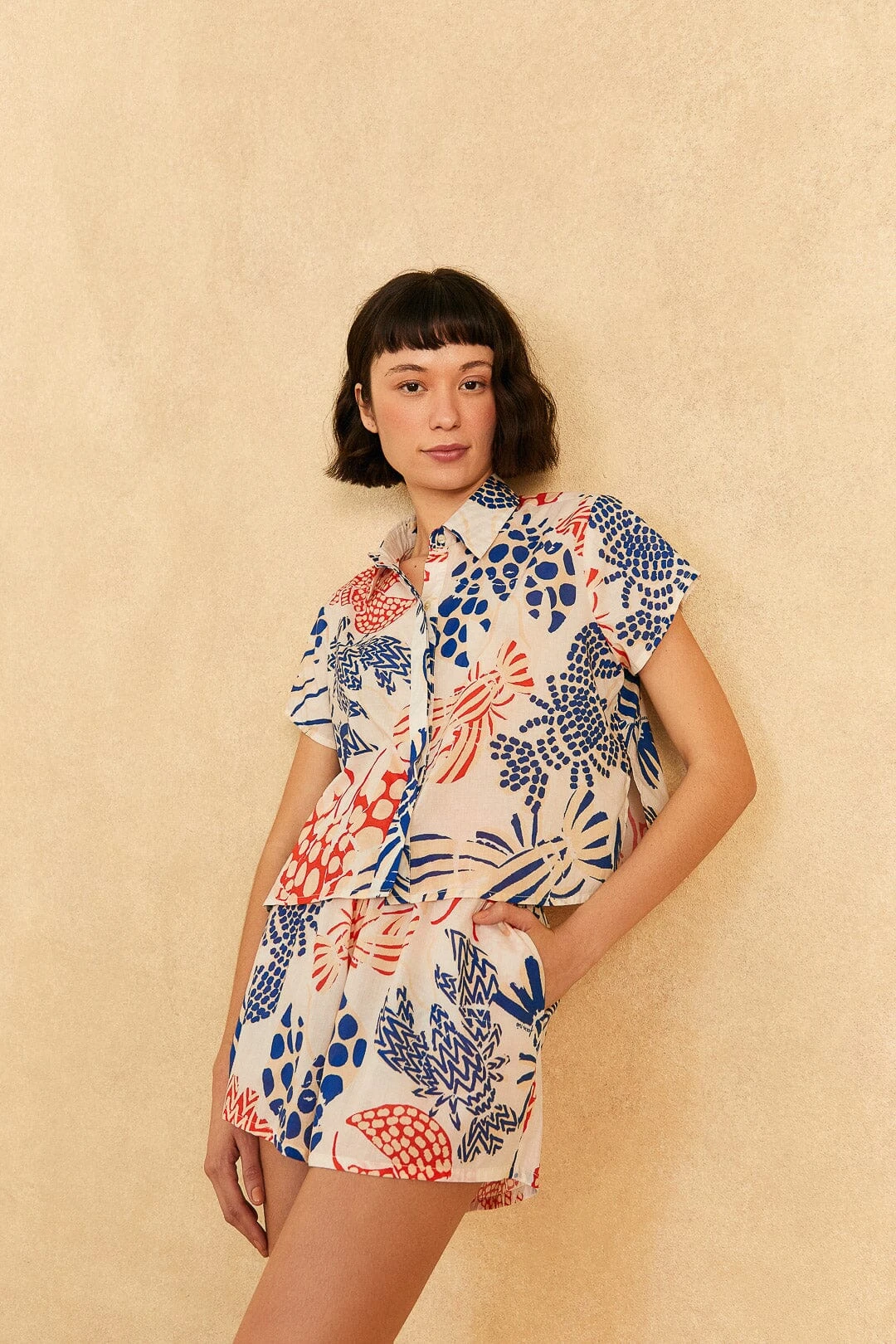 Farm Rio Off-White Mixed Lobster Shorts 1 Farm Rio Off-White Mixed Lobster Shorts