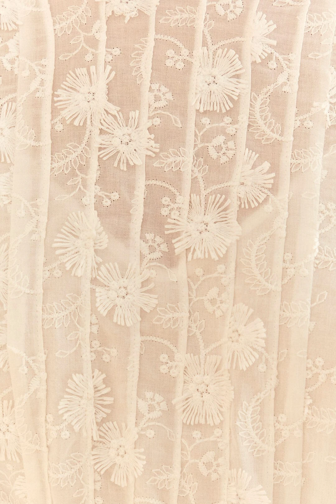 Farm Rio Off-White 3d Flower Pleated Mini Dress 8 Farm Rio Off-White 3d Flower Pleated Mini Dress - Image 8