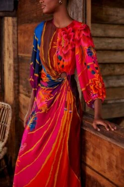 Farm Rio Vintage Wave Circle Cut-Out Midi Dress 9 Farm Rio Vintage Wave Circle Cut-Out Midi Dress -Farm Rio Shoop 312373 03