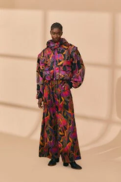 Farm Rio Black Wild Horses Reversible Puffer Jacket -Farm Rio Shoop 312503 03