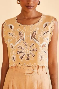 Farm Rio Sand Richelieu Sleeveless Crop Top -Farm Rio Shoop 313592 03