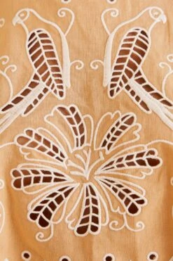 Farm Rio Sand Richelieu Sleeveless Crop Top -Farm Rio Shoop 313592 05