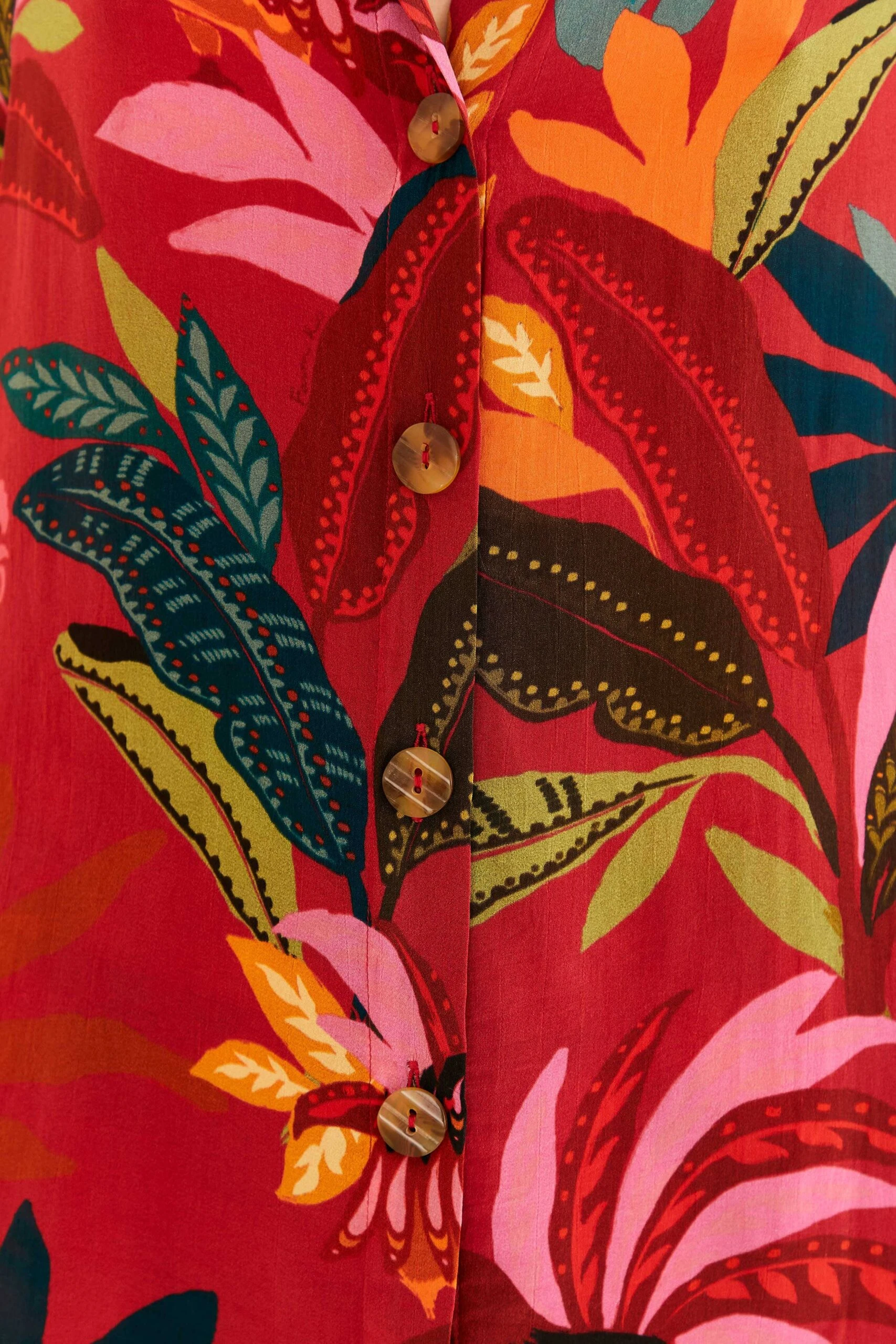 Farm Rio Red Rooster Leaves Long Sleeve Shirt 5 Farm Rio Red Rooster Leaves Long Sleeve Shirt - Image 5